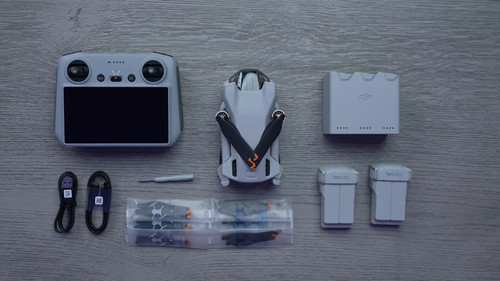 NEW Dji Mini 3 With Smart Remote Control Fly More Combo - Image 4